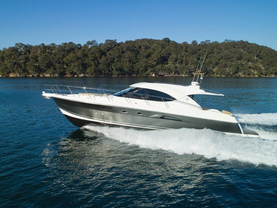 360 VR Virtual Tours of the Riviera 5000 Sport Yacht