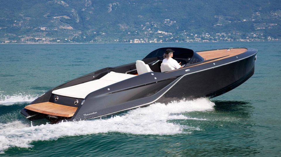 360 VR Virtual Tours of the Frauscher 858 Fantom