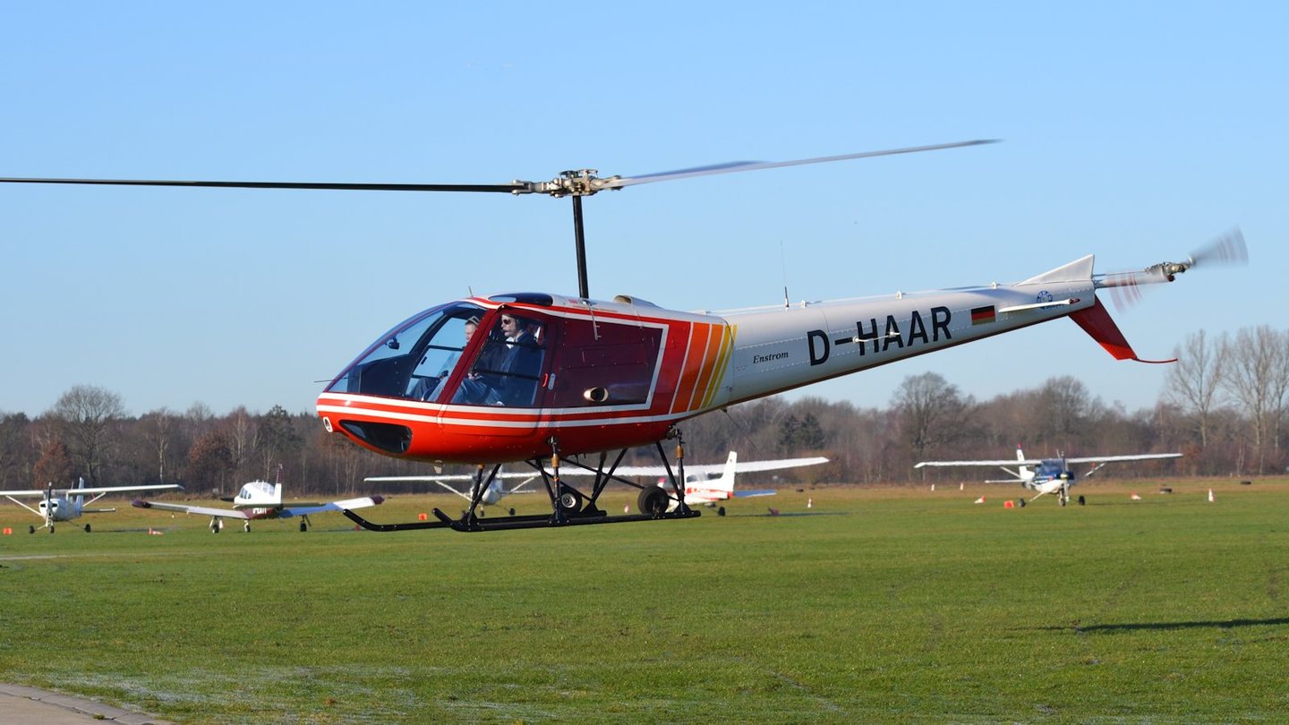 360 VR Virtual Tours of the Enstrom Piston F-28F