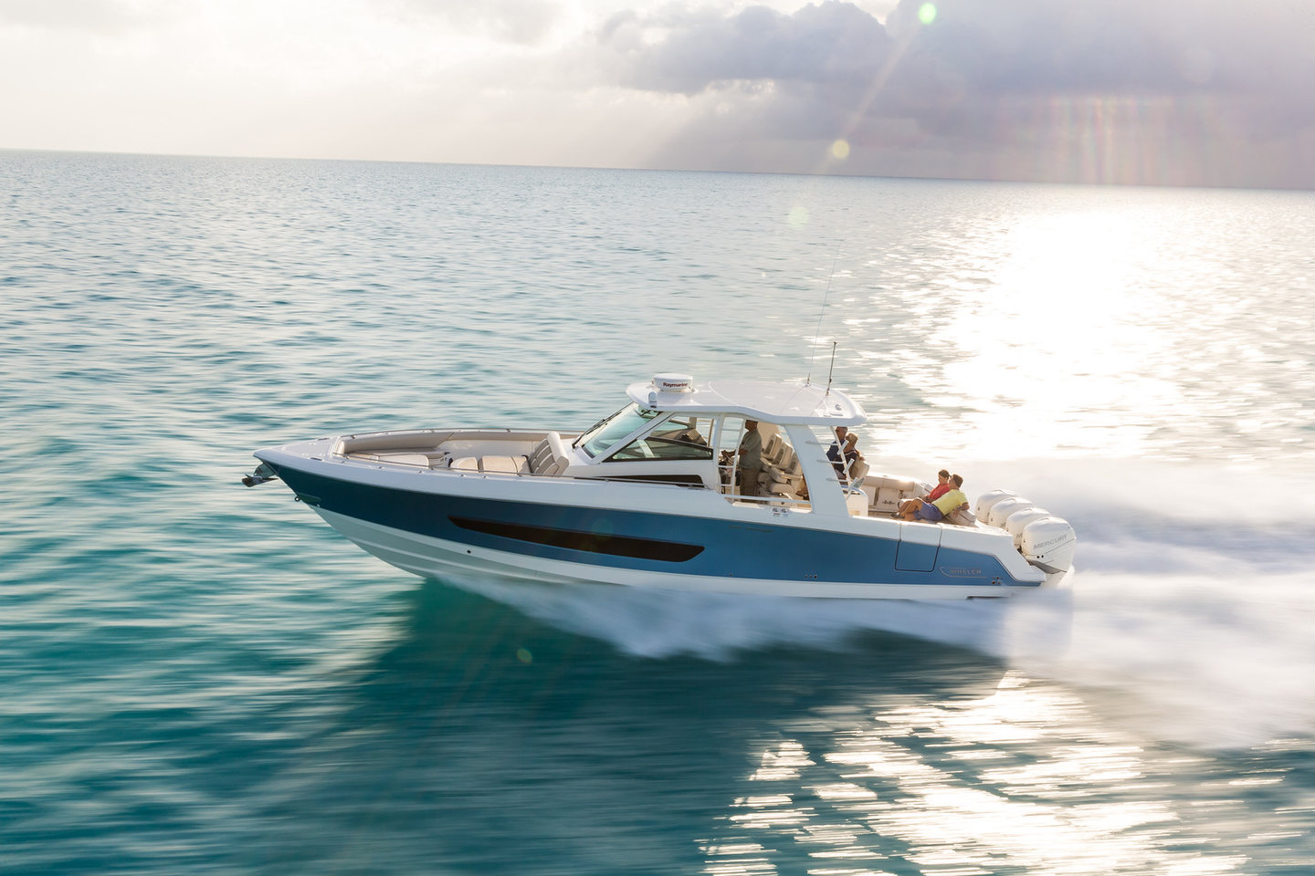 360 VR Virtual Tours of the Boston Whaler 420 Outrage