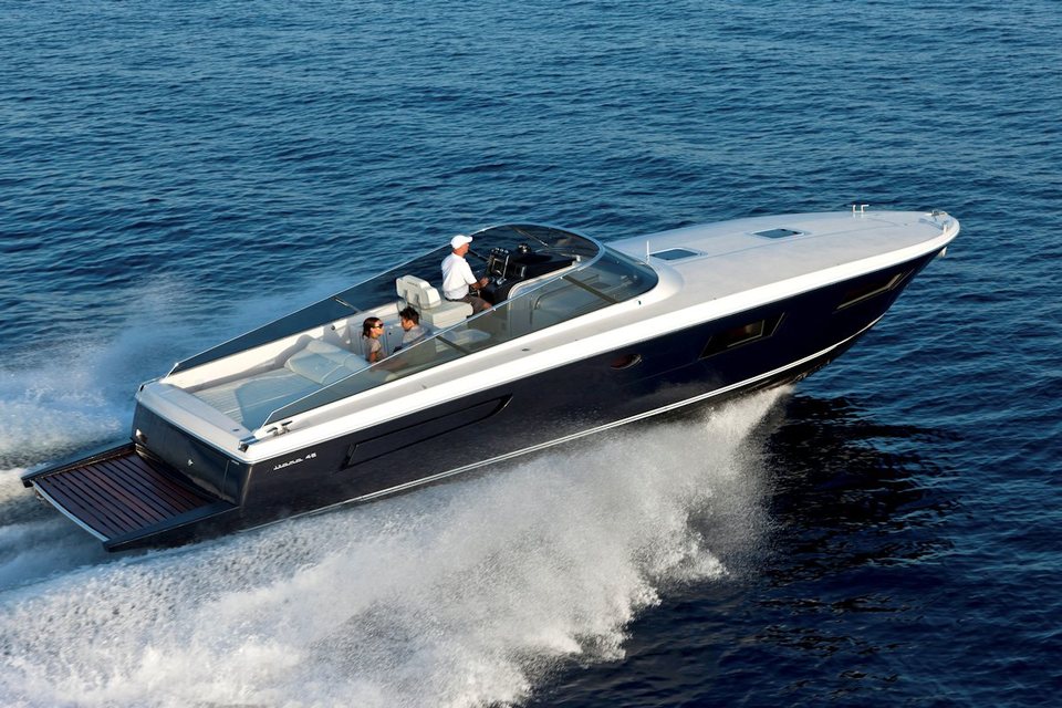 360 VR Virtual Tours of the Itama 45