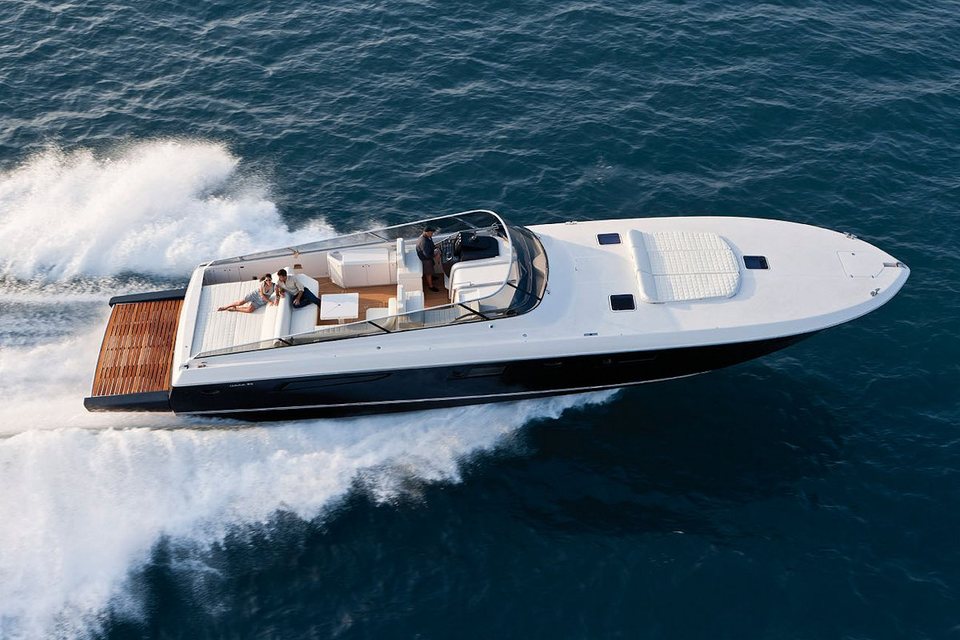 360 VR Virtual Tours of the Itama 62