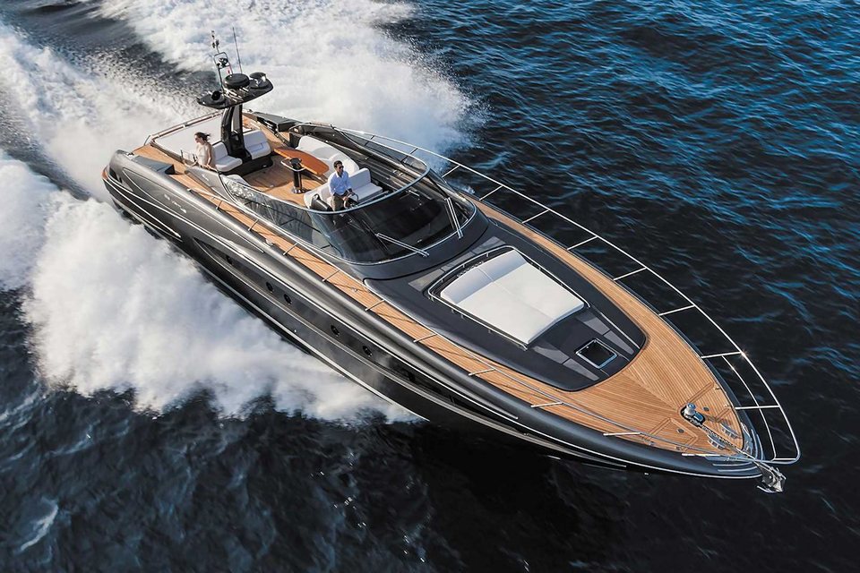 360 VR Virtual Tours of the Riva 63 Virtus