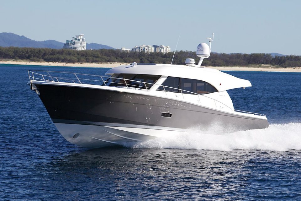 360 VR Virtual Tours of the Maritimo S54 Motoryacht