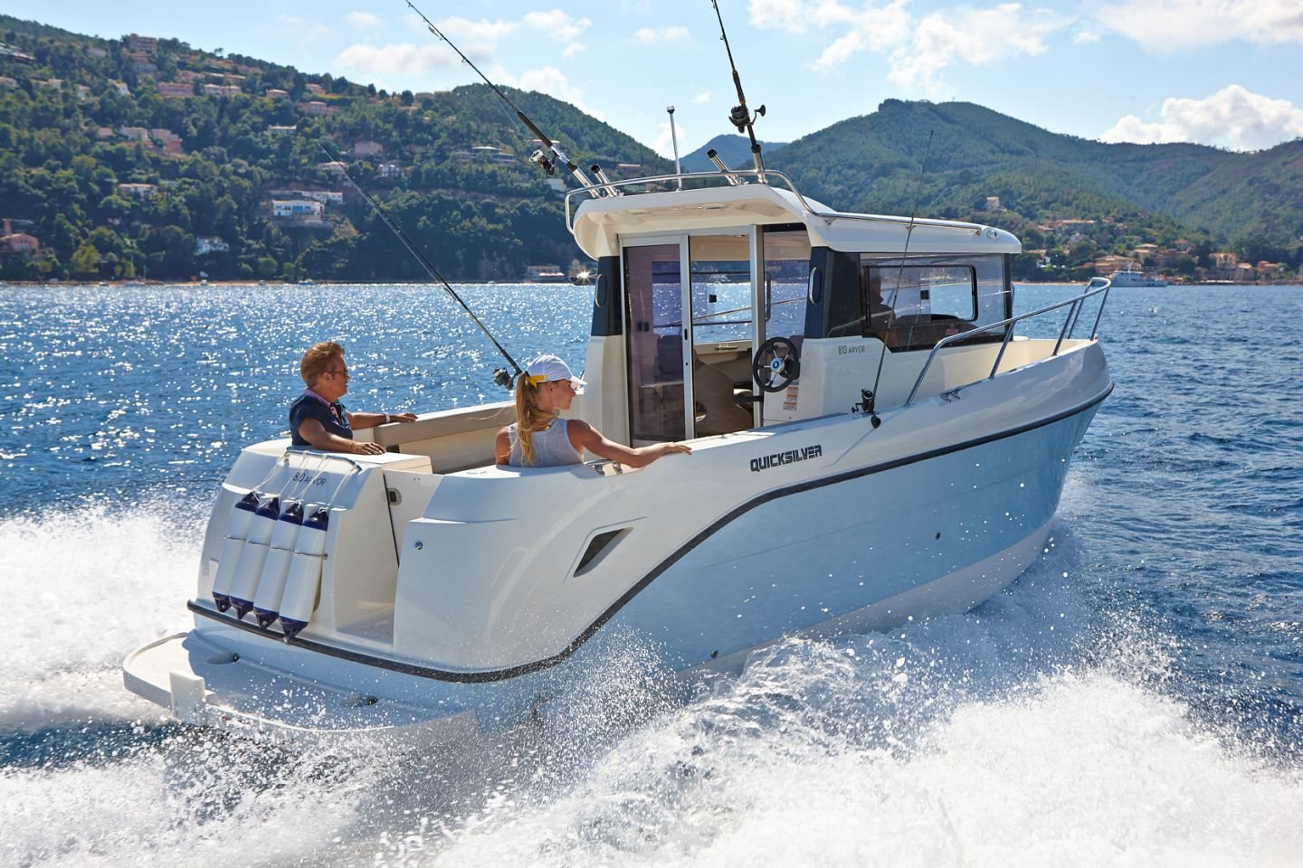 360 VR Virtual Tours of the Quicksilver 810 Arvor