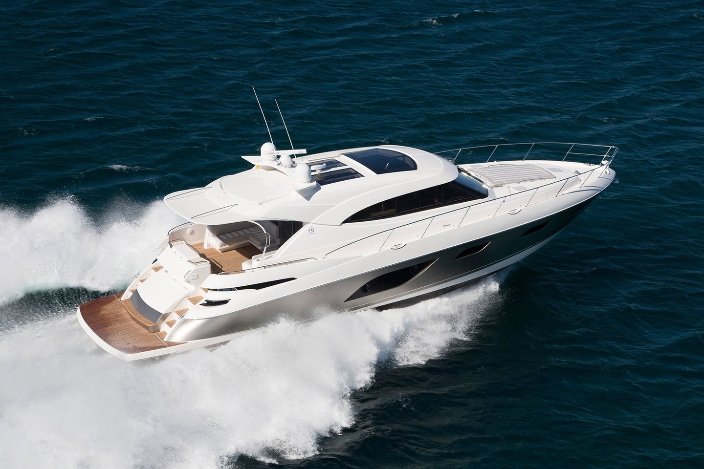 360 VR Virtual Tours of the Riviera 6000 Sport Yacht