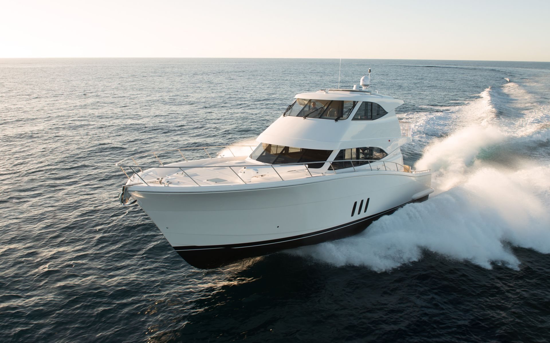 360 VR Virtual Tours of the Maritimo M64 Motoryacht