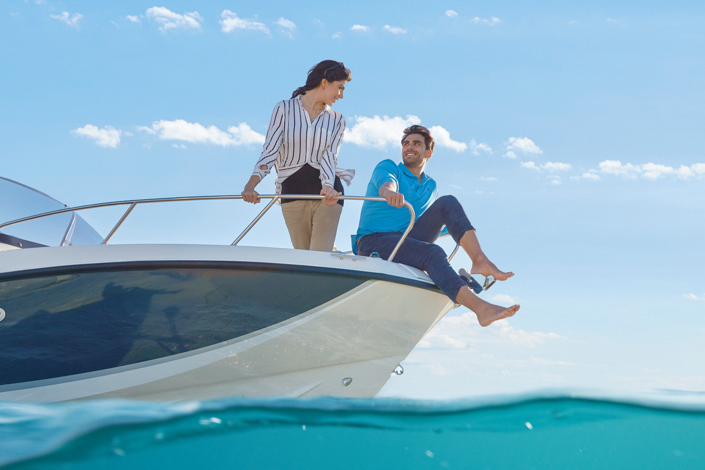 360 VR Virtual Tours of the Quicksilver Activ 675 Sundeck