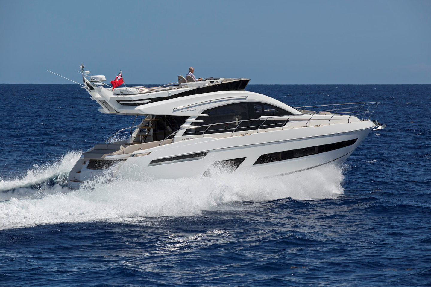 360 VR Virtual Tours of the Fairline Squadron 53