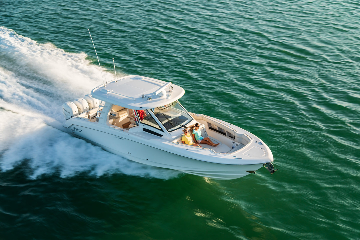 360 VR Virtual Tours of the Boston Whaler 350 Realm