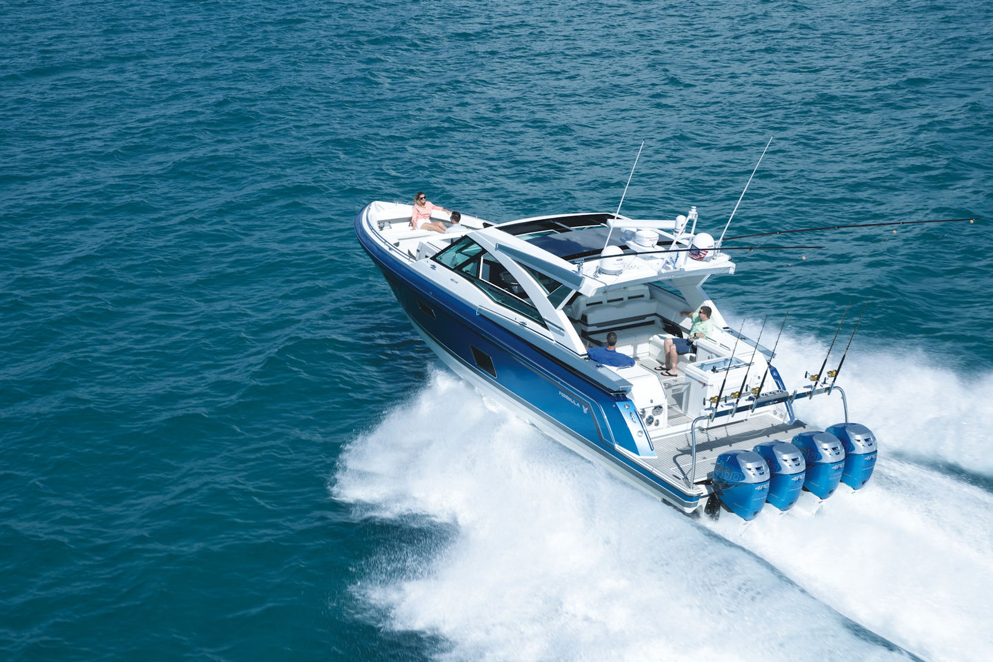 360 VR Virtual Tours of the Formula 430 All Sport Crossover