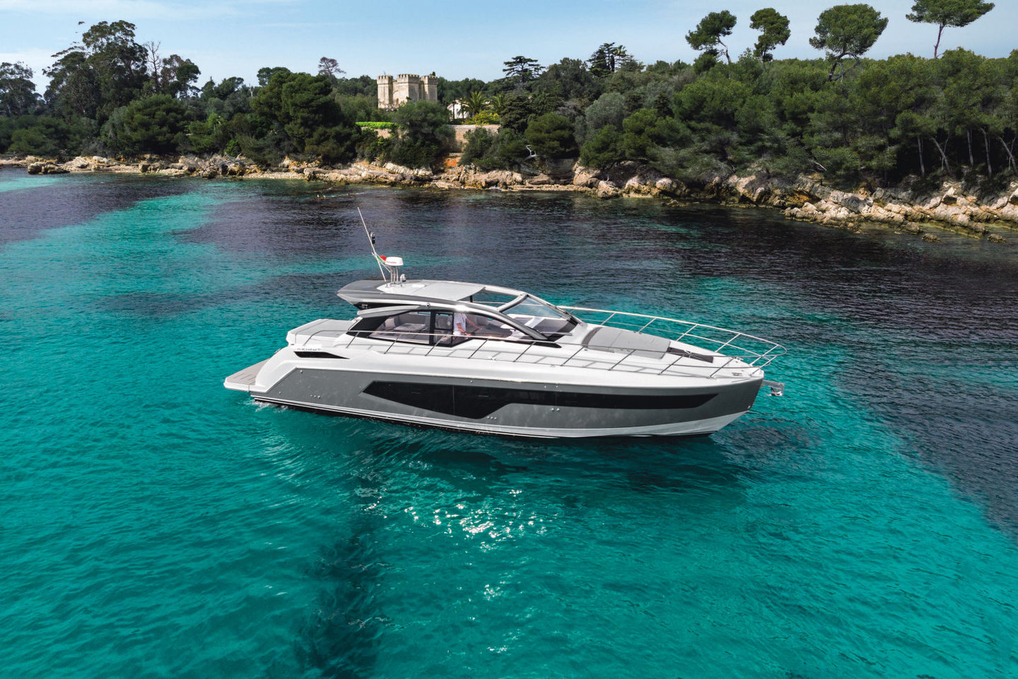 360 VR Virtual Tours of the Azimut Atlantis 51