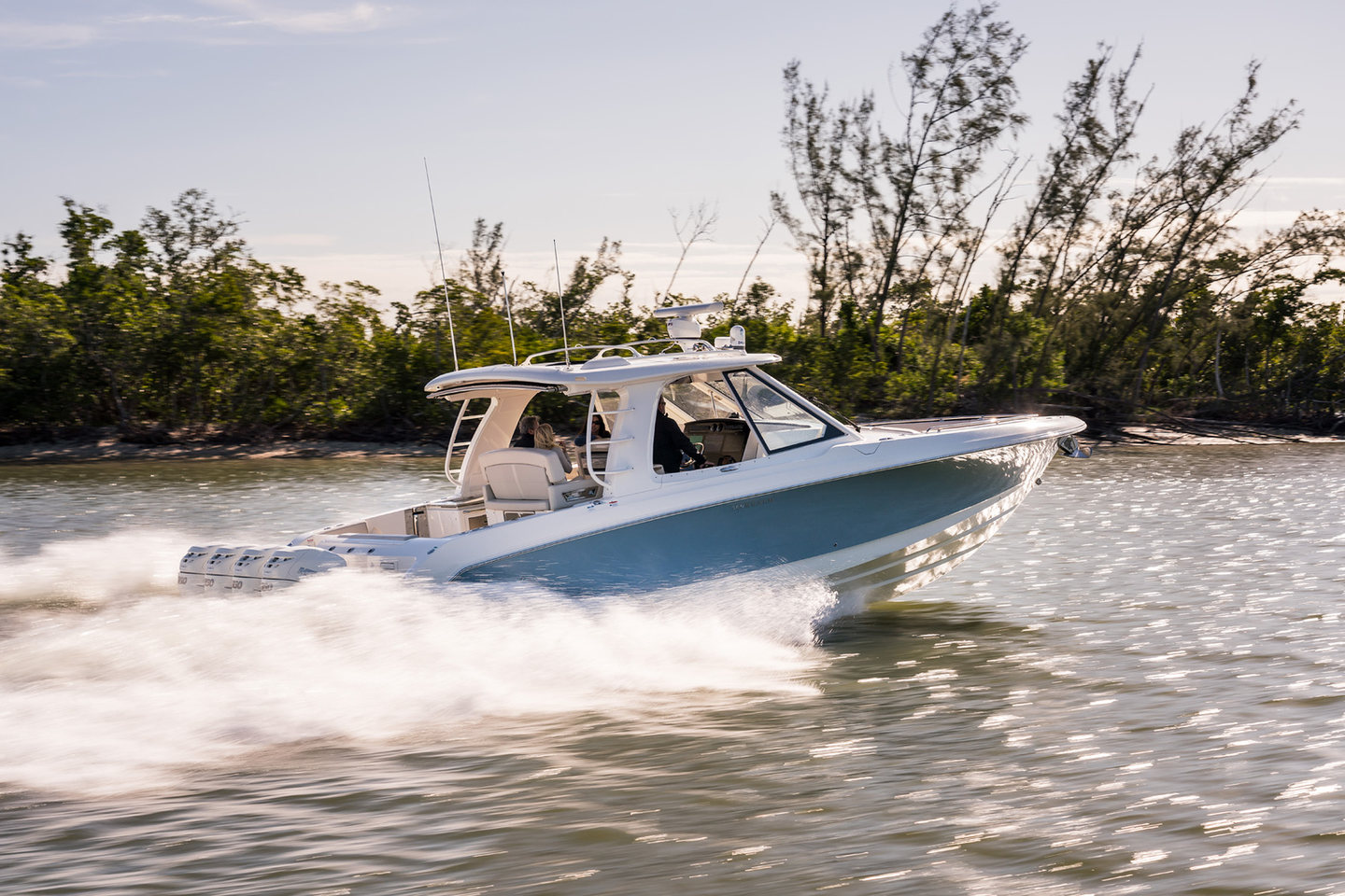 360 VR Virtual Tours of the Boston Whaler 380 Realm