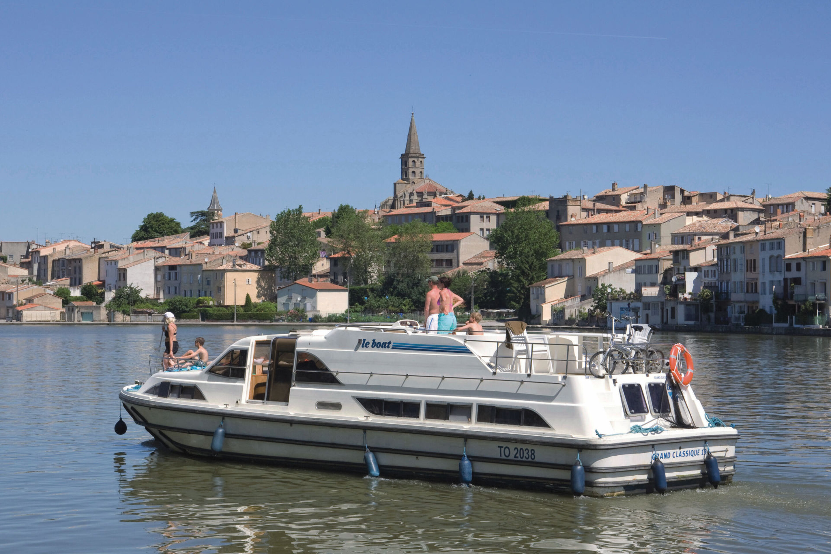 360 VR Virtual Tours of the Grand Classique