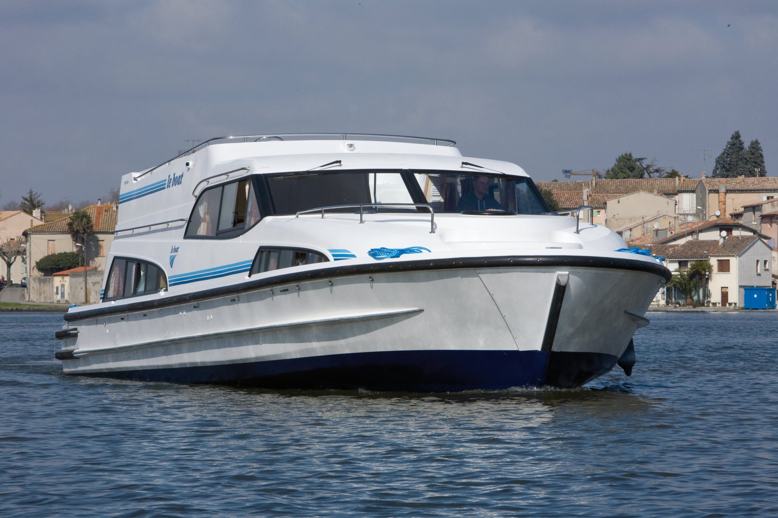 360 VR Virtual Tours of the Mystique