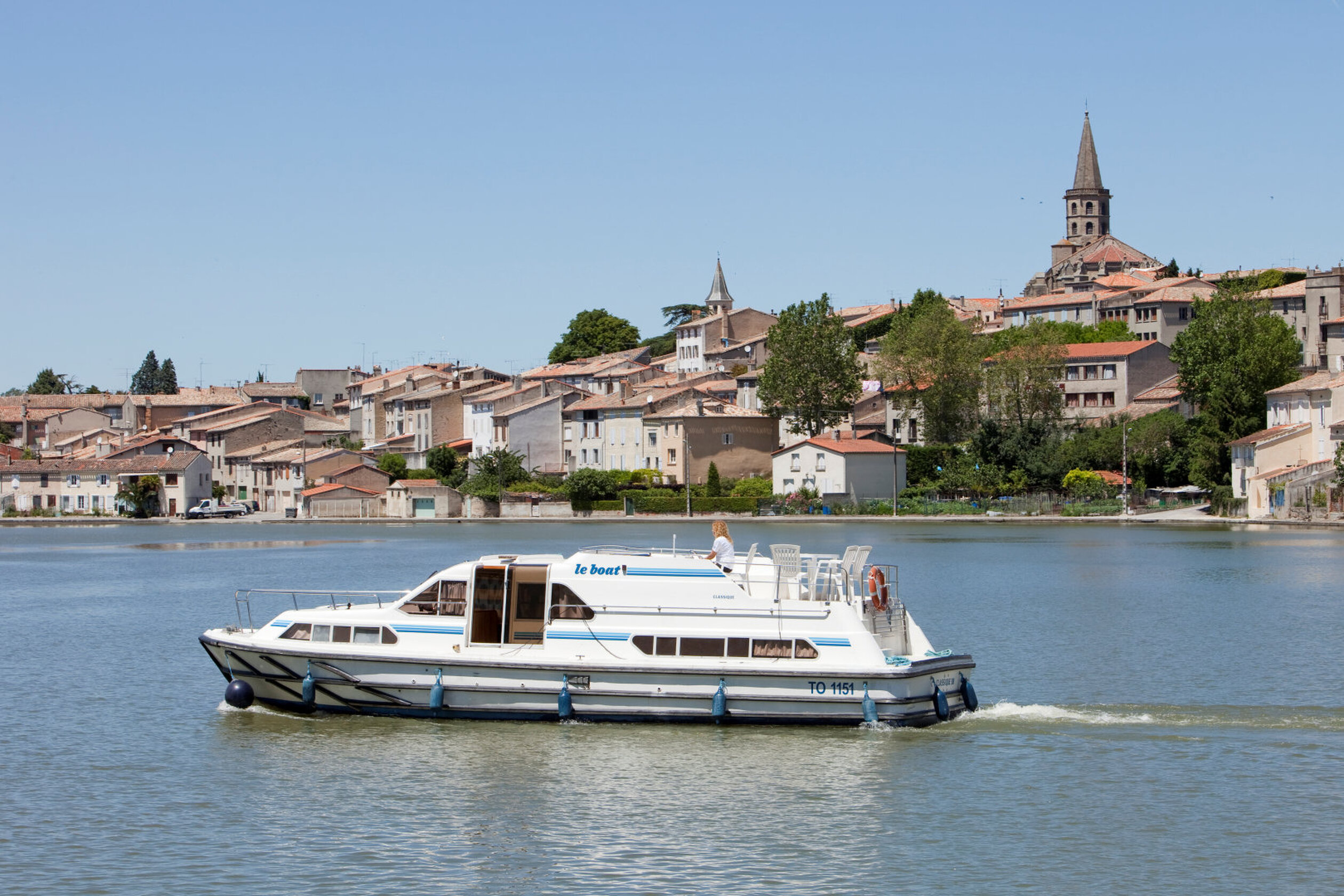 360 VR Virtual Tours of the Royal Classique