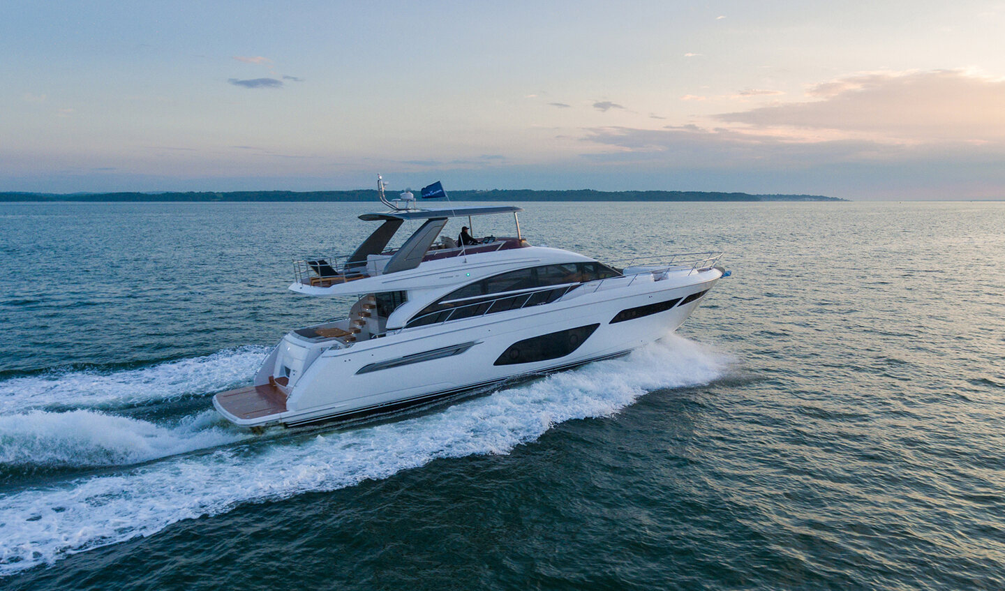 360 VR Virtual Tours of the Princess F70