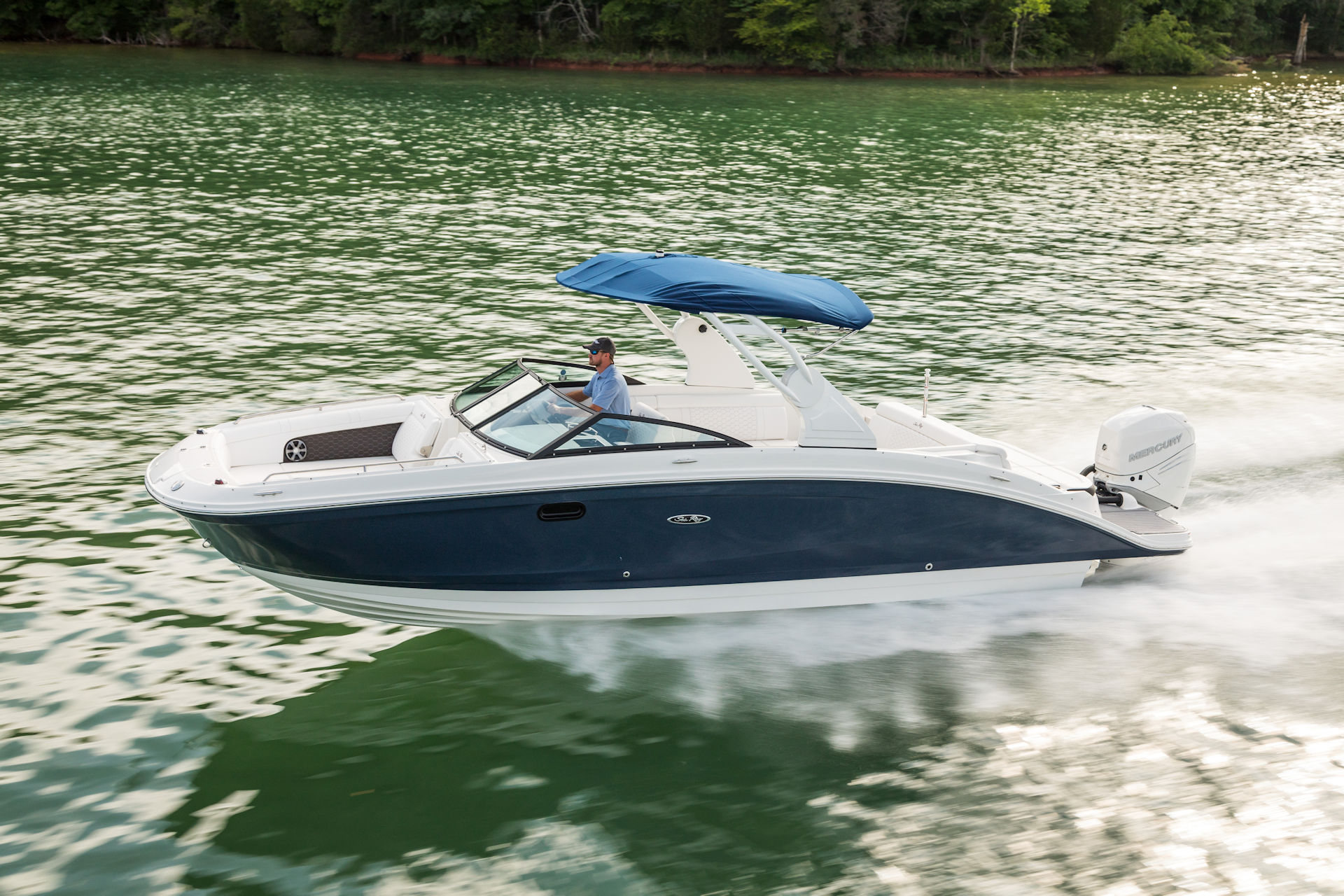 360 VR Virtual Tours of the Sea Ray SDX 270 Outboard