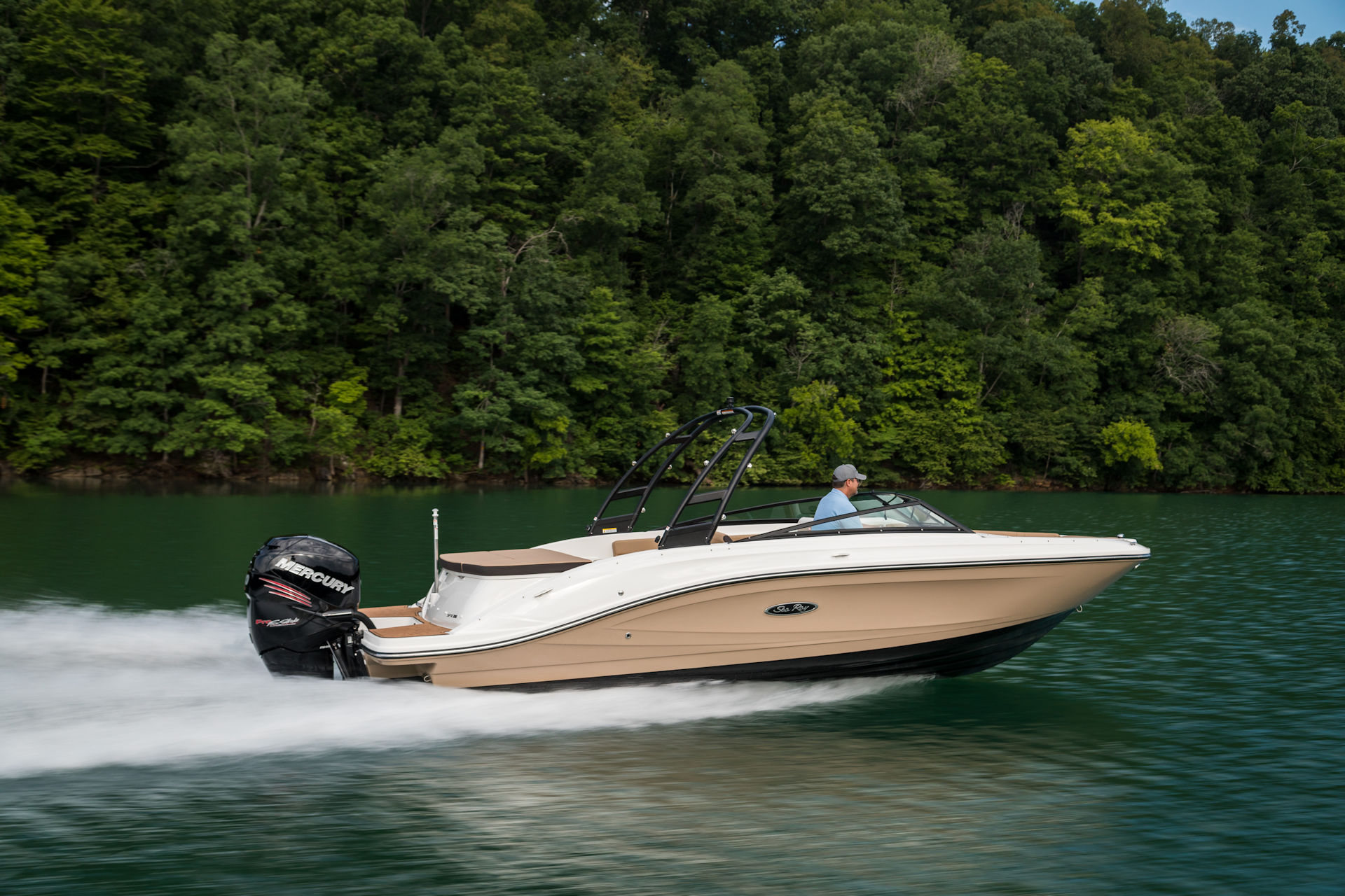 360 VR Virtual Tours of the Sea Ray SPX 230 Outboard