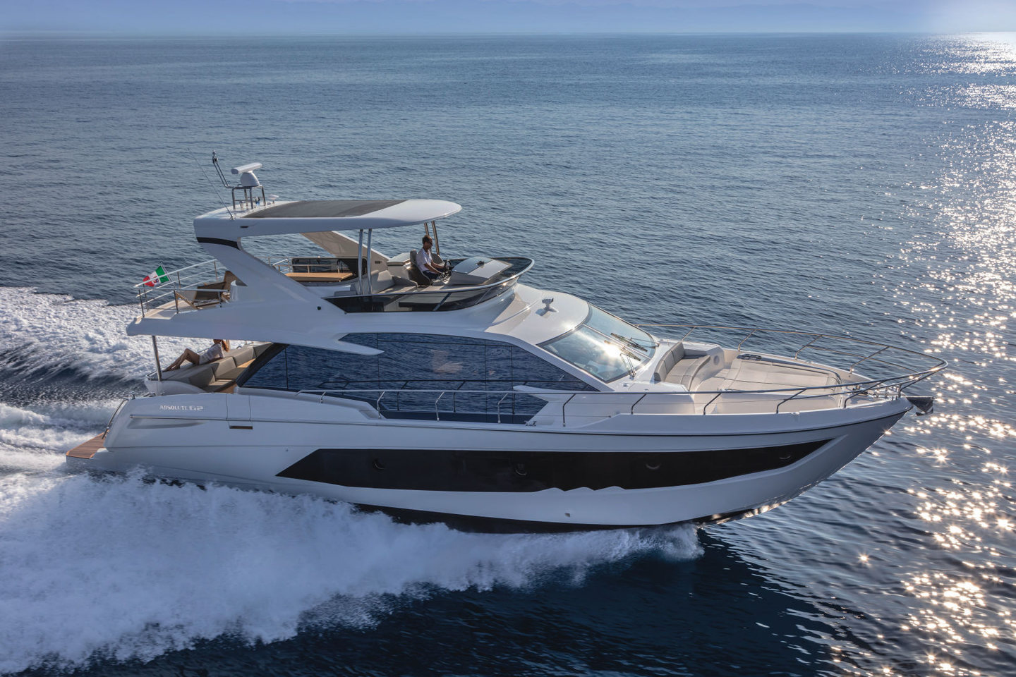 360 VR Virtual Tours of the Absolute 62 FLY