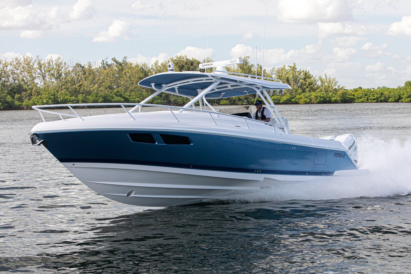 360 VR Virtual Tours of the Intrepid 345 Valor