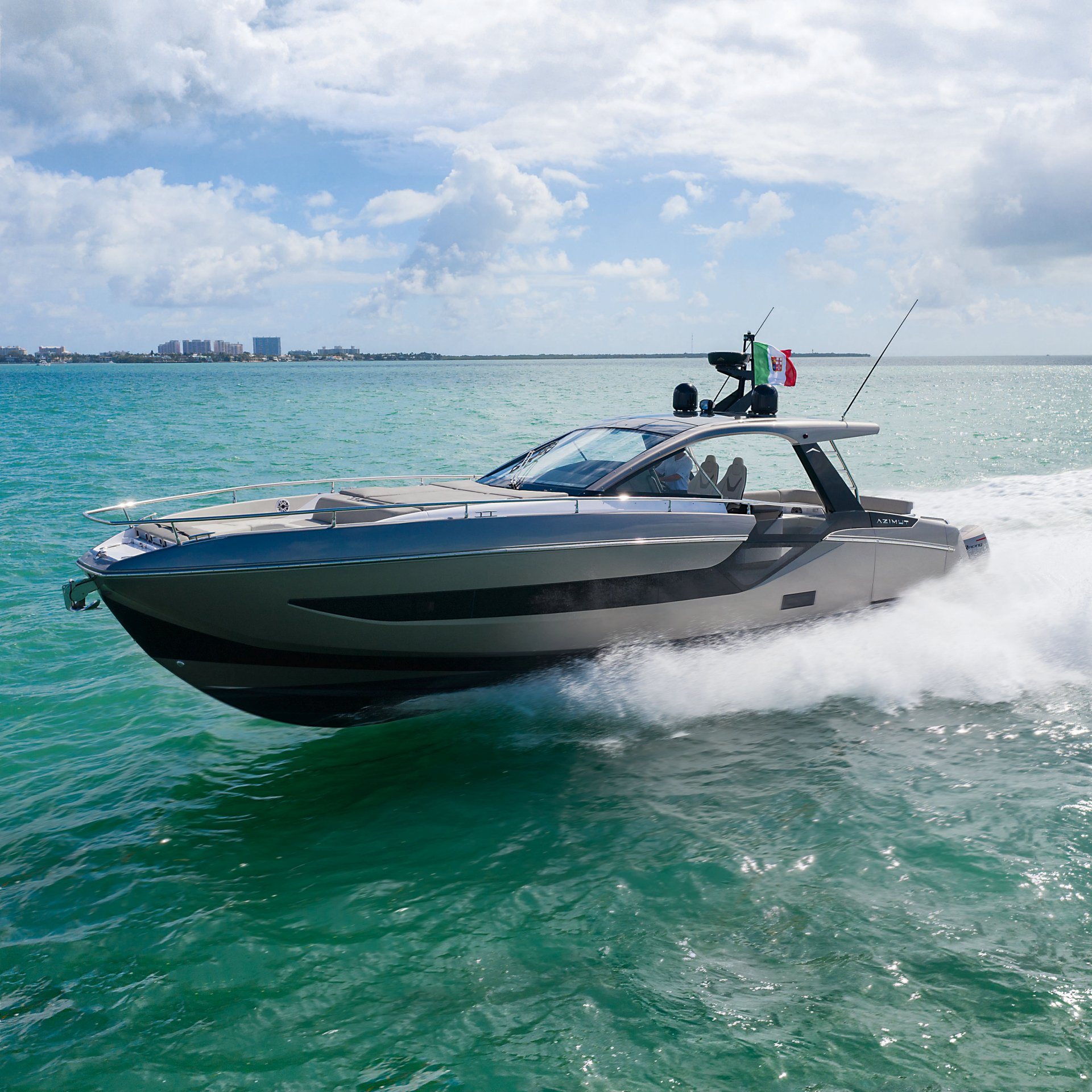 360 VR Virtual Tours of the Azimut Verve 47