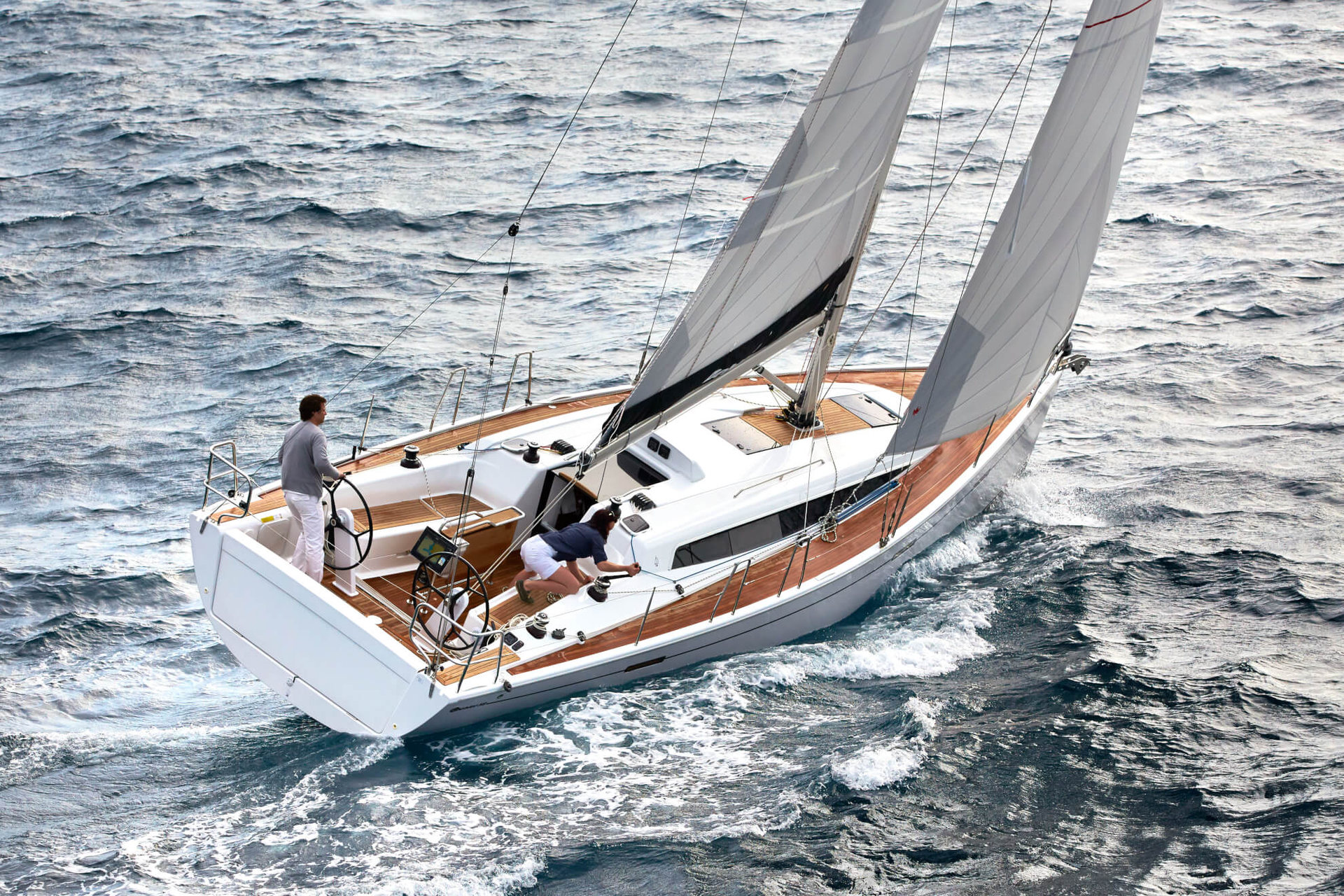 360 VR Virtual Tours of the Dehler 38