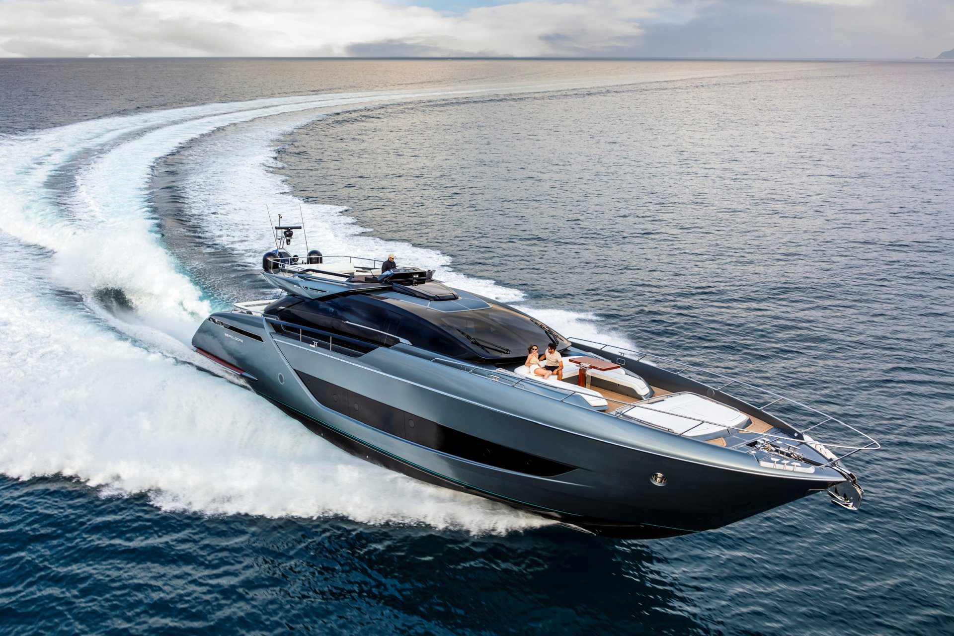 360 VR Virtual Tours of the Riva 88 Folgore