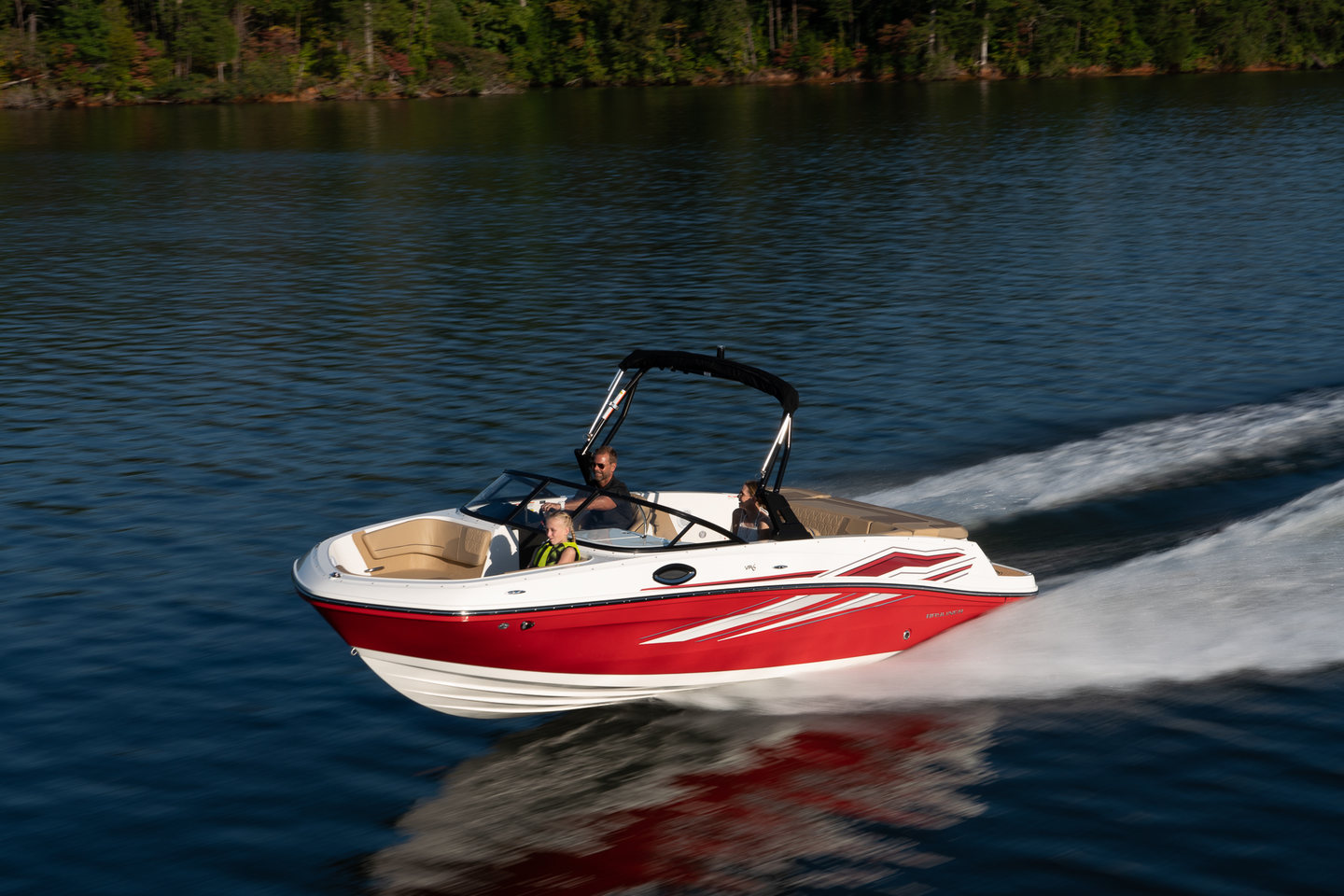 360 VR Virtual Tours of the Bayliner VR6 Bowrider