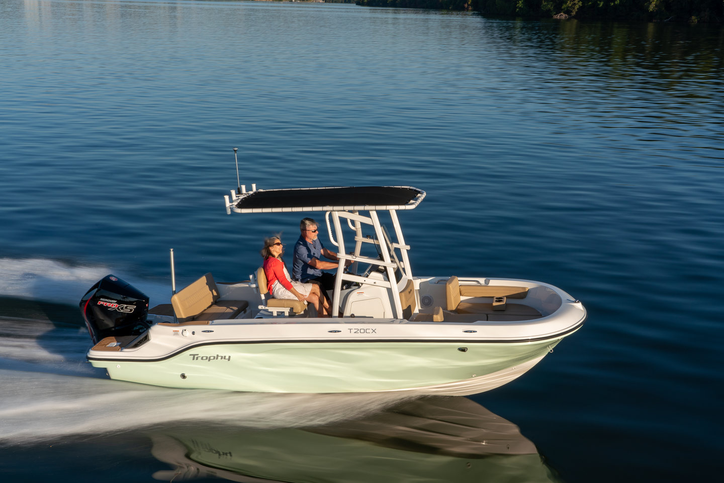 360 VR Virtual Tours of the Bayliner Trophy T20CX