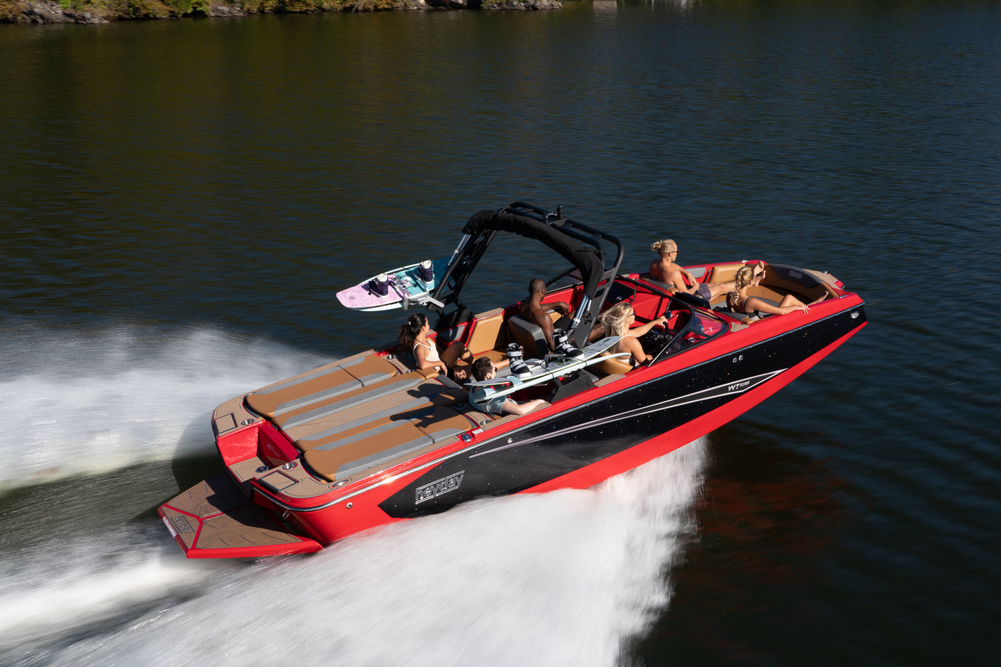 360 VR Virtual Tours of the Heyday WT-Surf (Red)