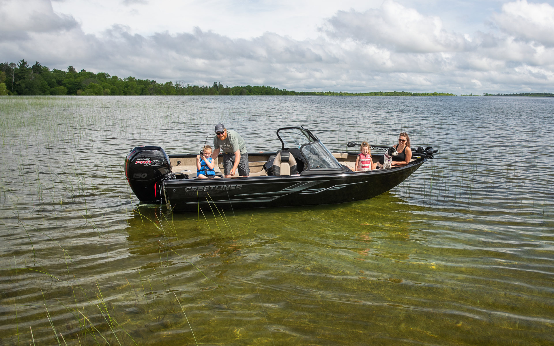 360 VR Virtual Tours of the Crestliner 1750 Super Hawk WT