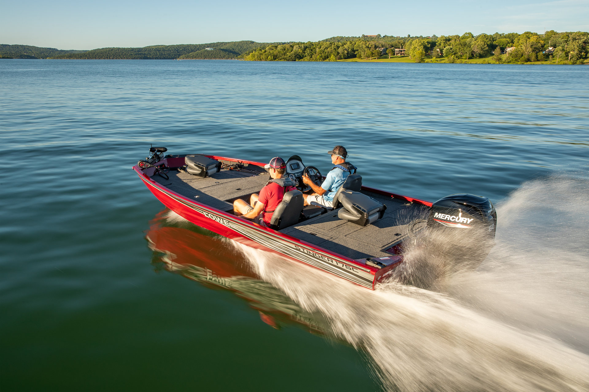 360 VR Virtual Tours of the Lowe Stinger 175C