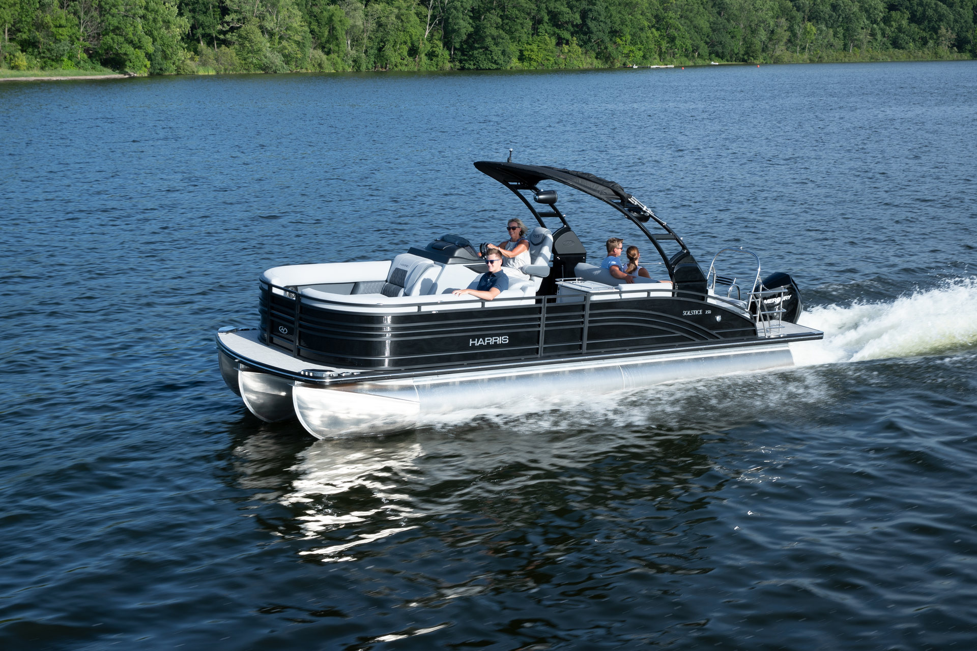 360 VR Virtual Tours of the Harris Solstice 250 SL