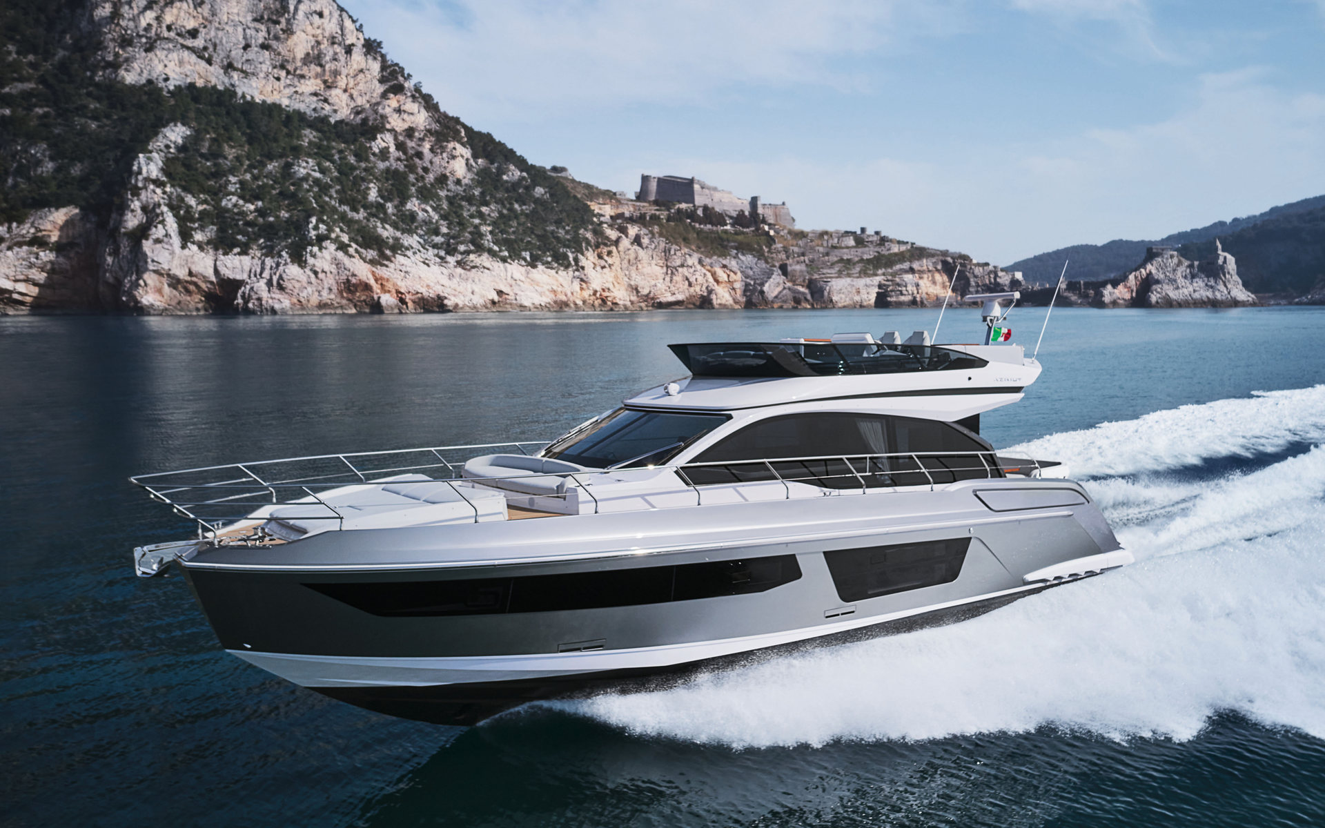 360 VR Virtual Tours of the Azimut Fly 53