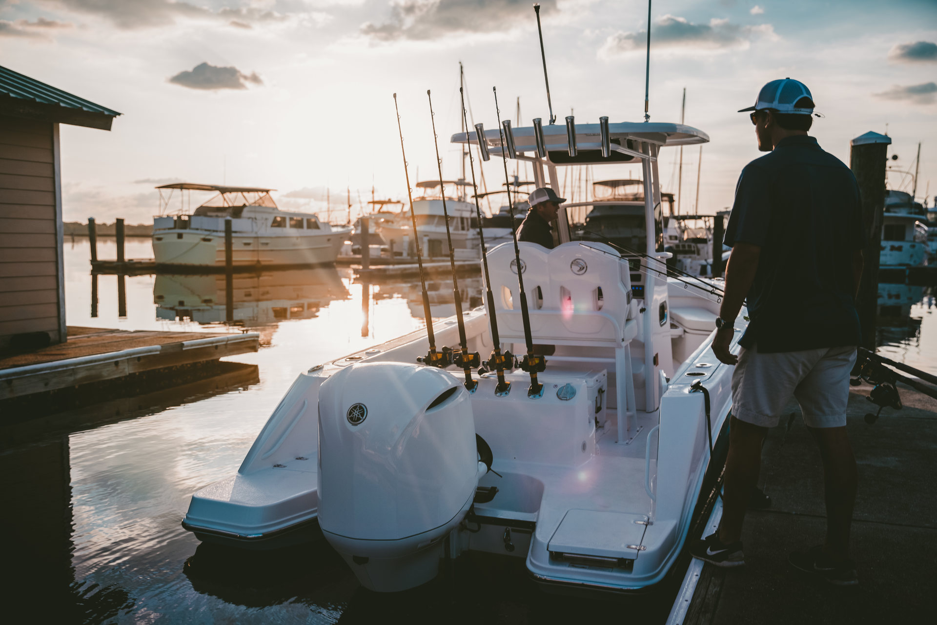 360 VR Virtual Tours of the EdgeWater 230CC