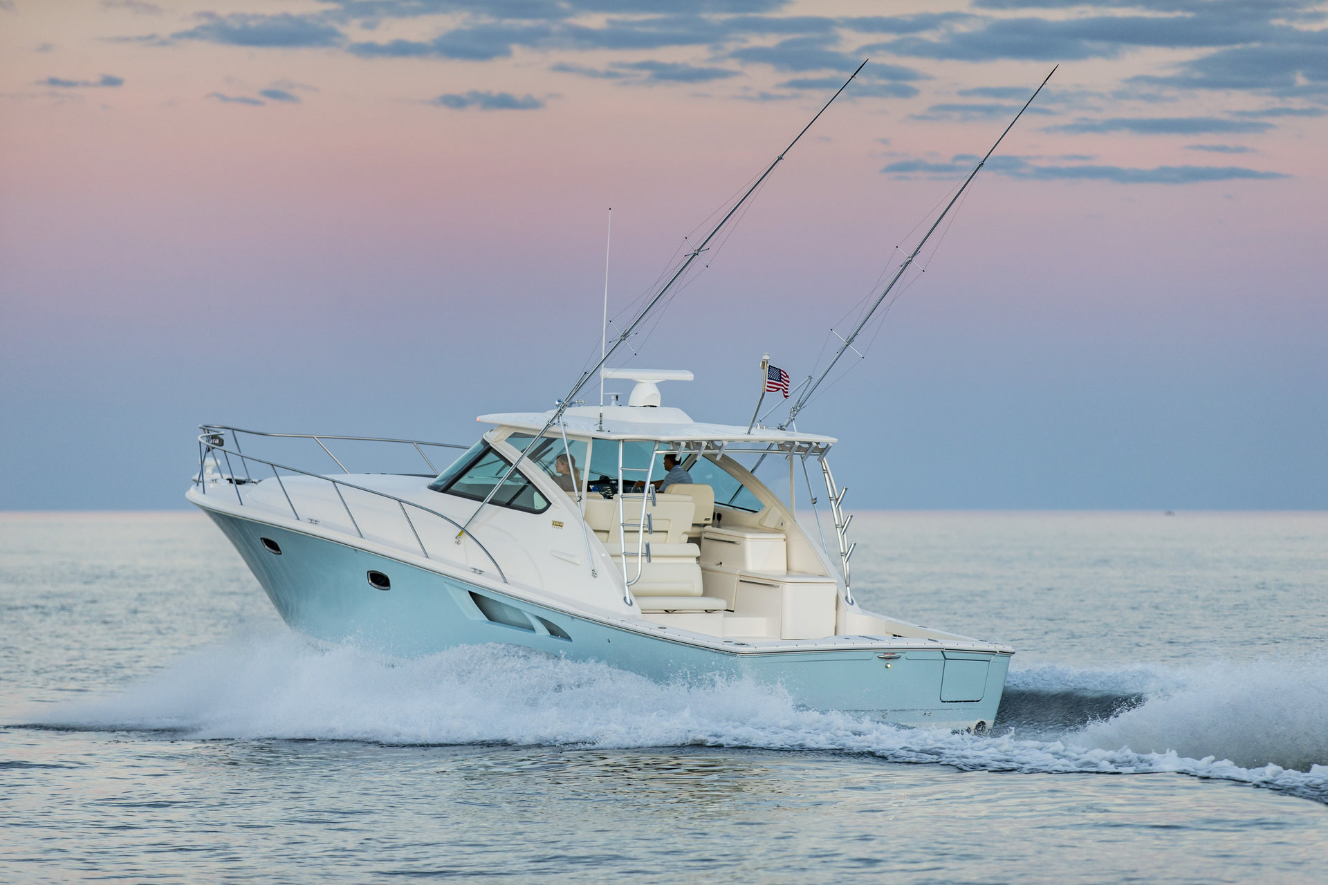 360 VR Virtual Tours of the Tiara 43 Open