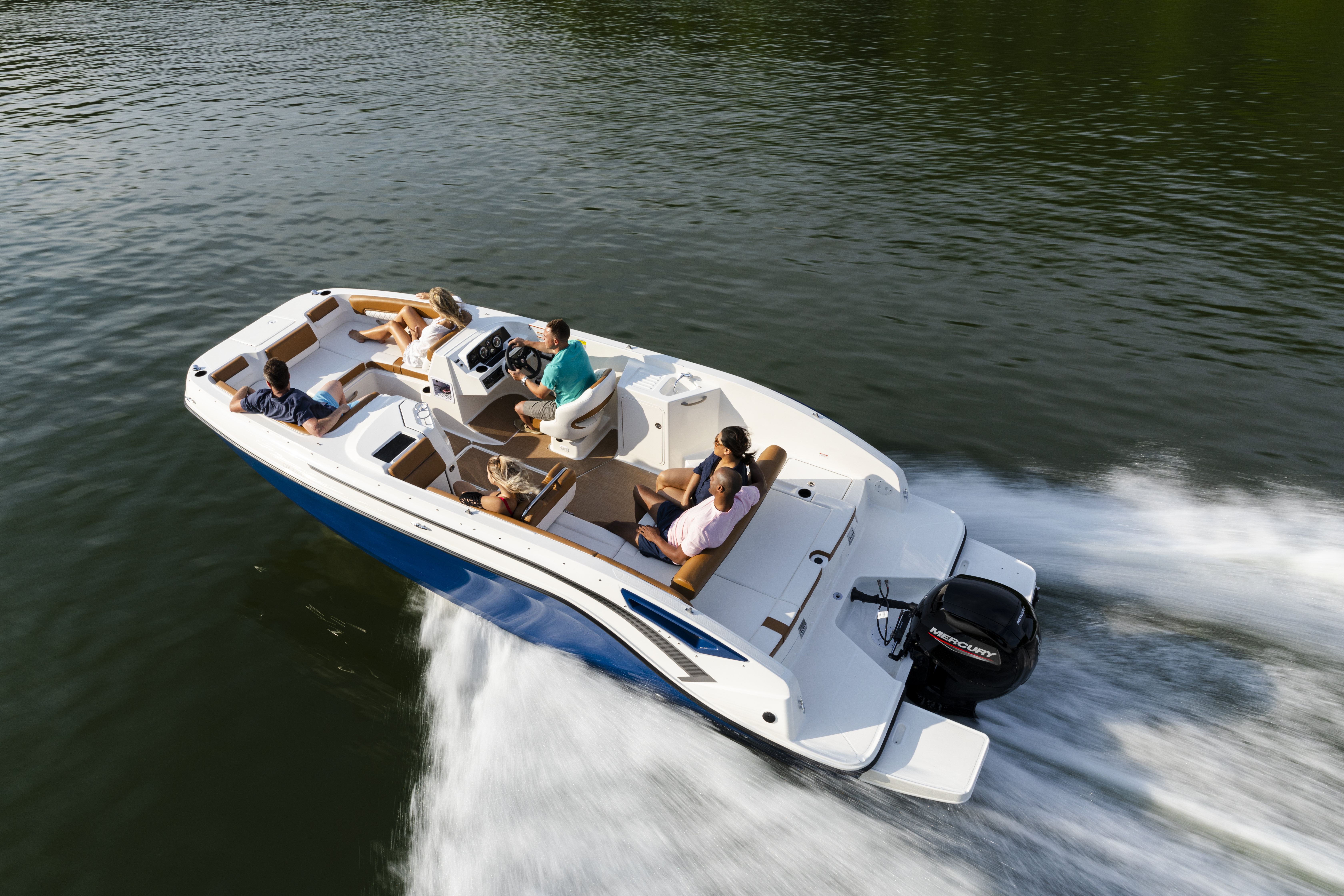 360 VR Virtual Tours of the Bayliner DX2200 Deck Boat