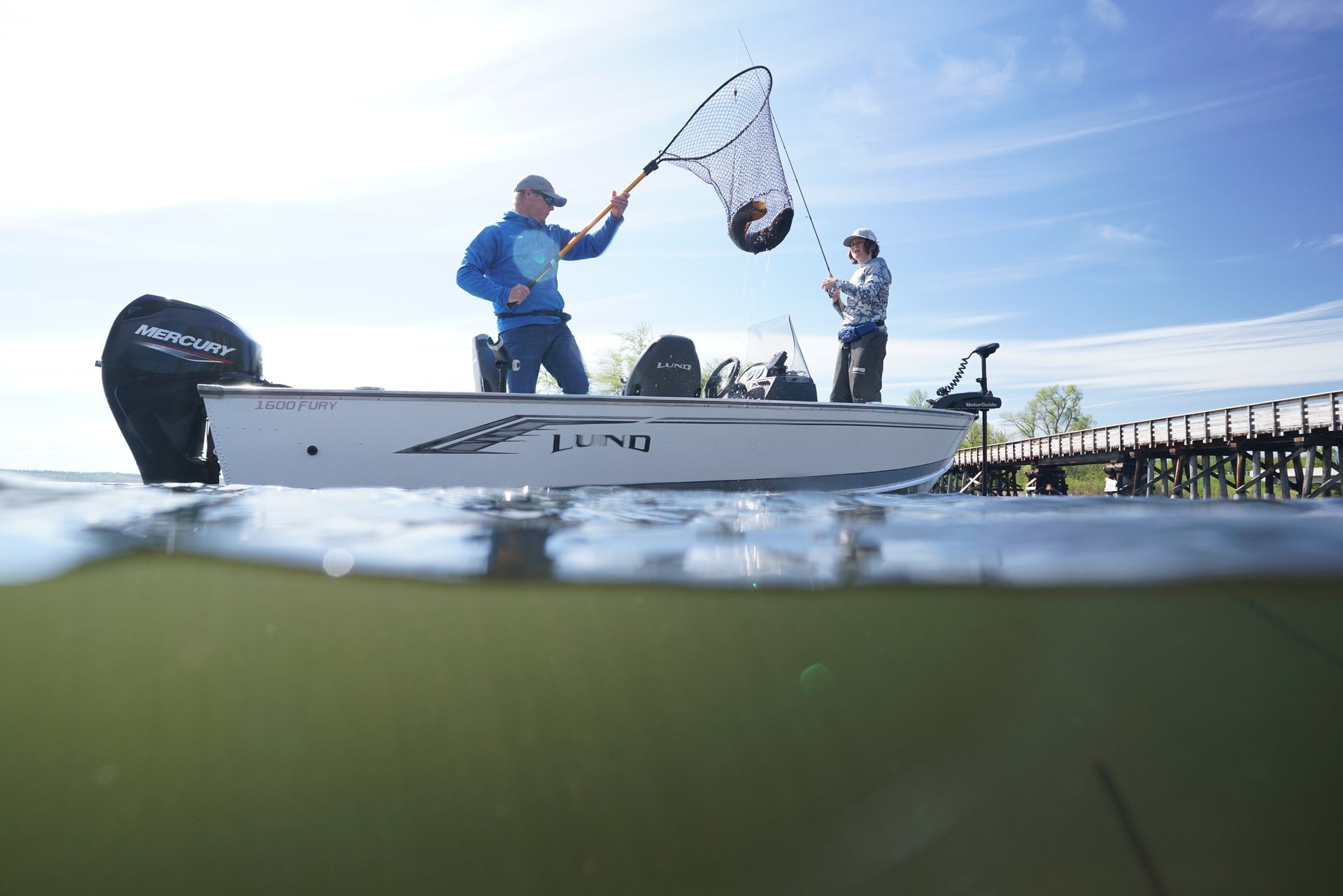 360 VR Virtual Tours of the Lund 1600 Fury SS