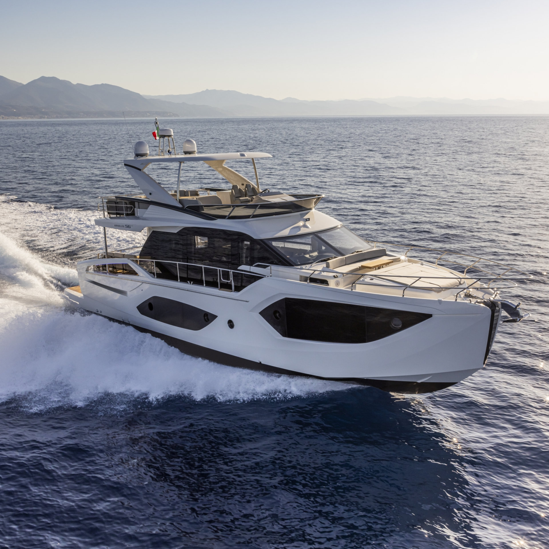 360 VR Virtual Tours of the Absolute 56 FLY