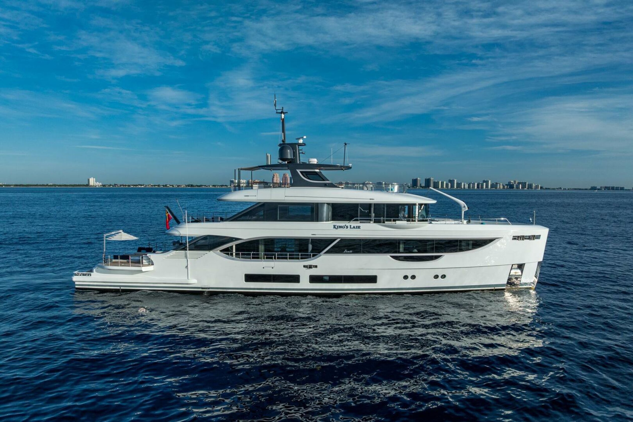 360 VR Virtual Tours of the 2023 Benetti 34M Oasis 