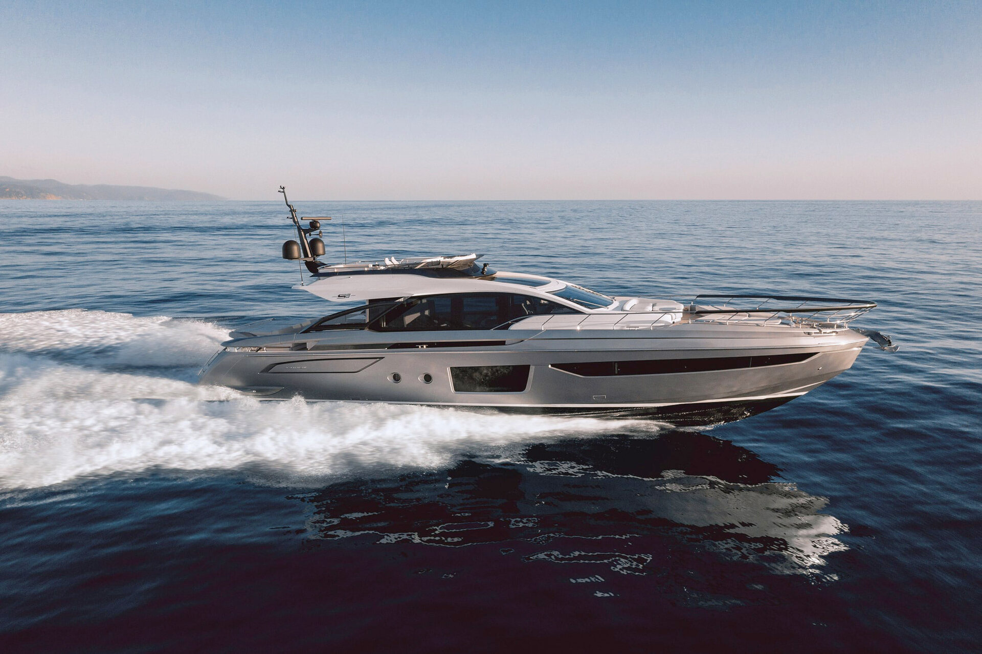 360 VR Virtual Tours of the Azimut S8