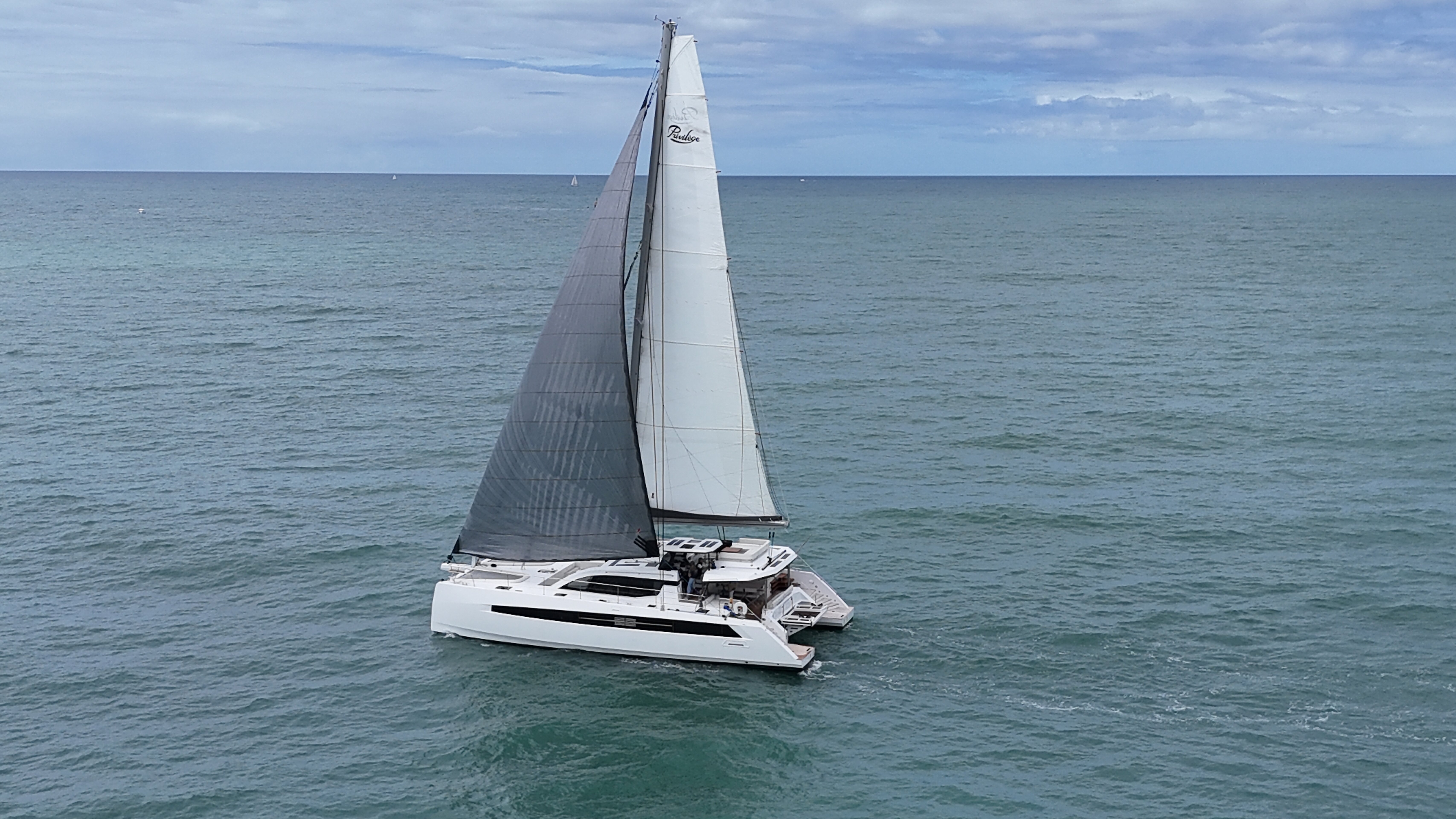 360 VR Virtual Tours of the 2025 Privilege 580
