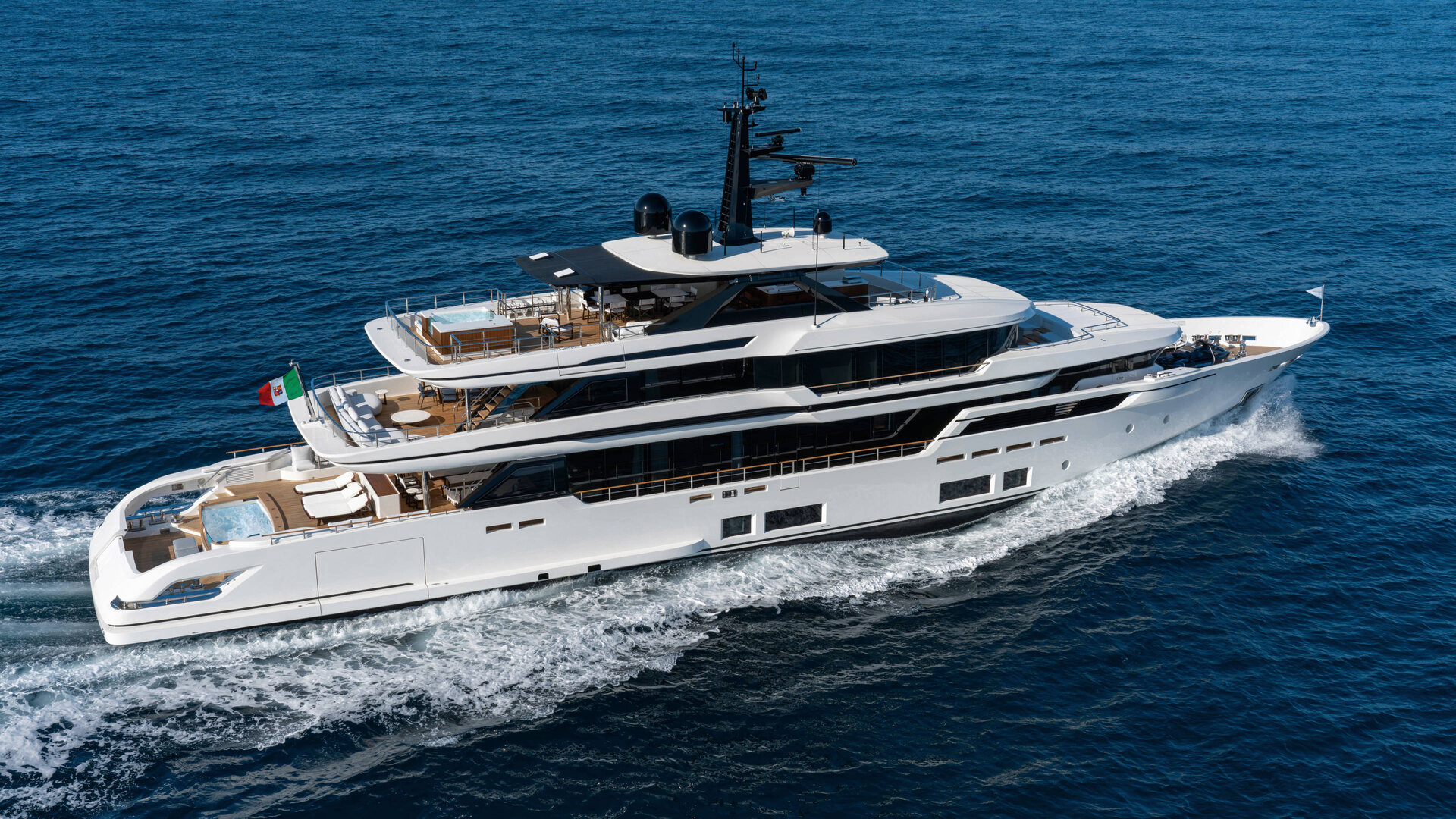 360 VR Virtual Tours of the Custom Line 50