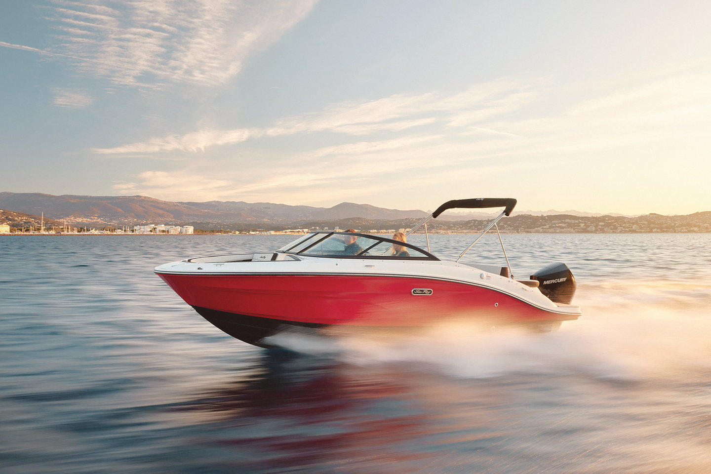 360 VR Virtual Tours of the Sea Ray SPX 210 Outboard