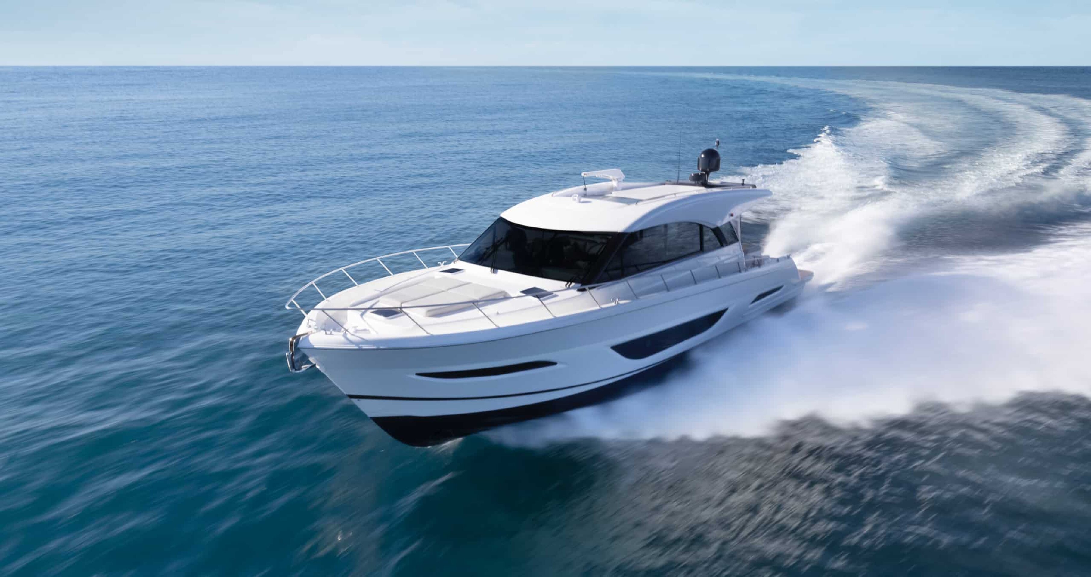 360 VR Virtual Tours of the Maritimo S55