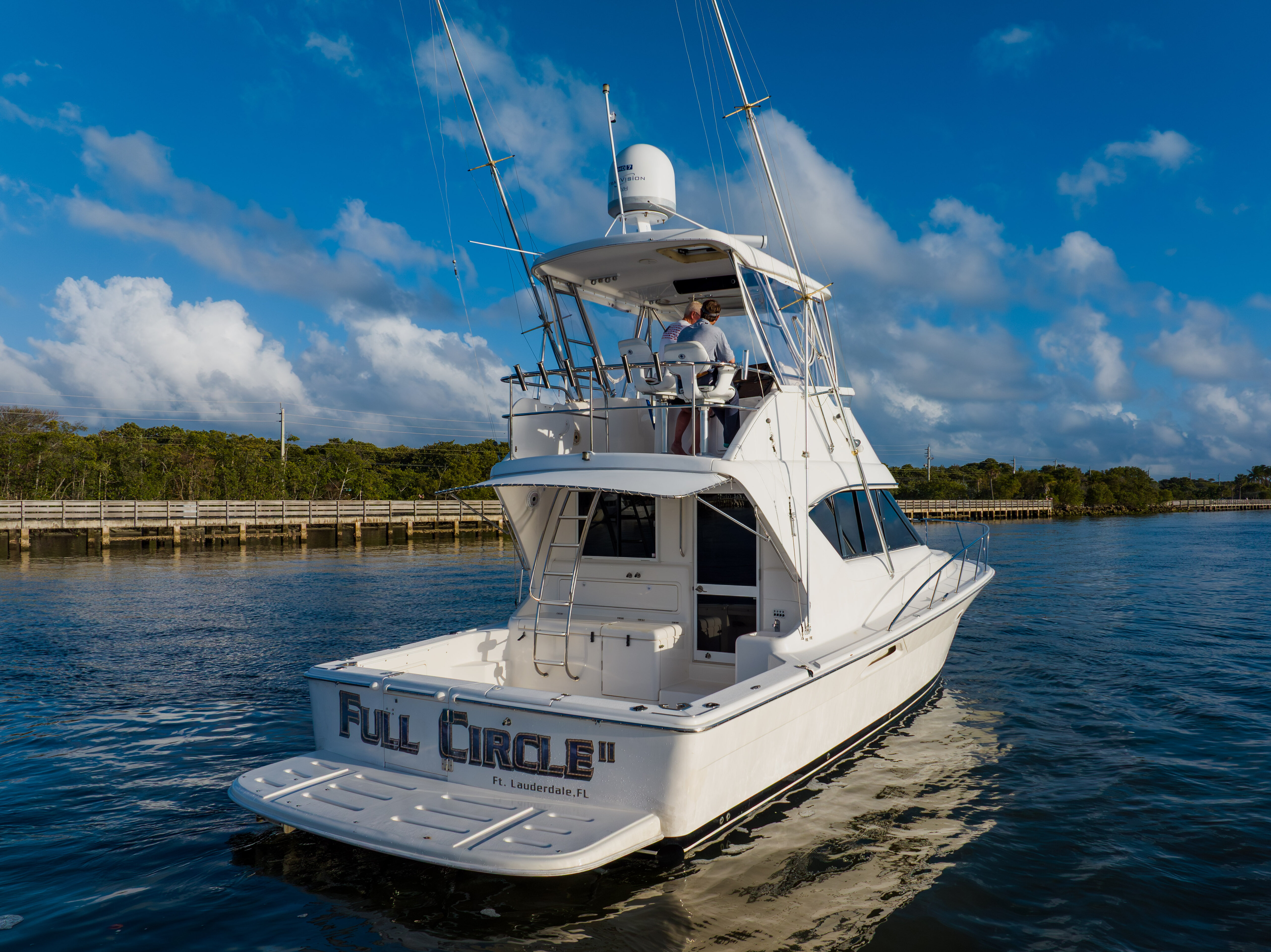 360 VR Virtual Tours of the 2003 Wellcraft 400 Coastal