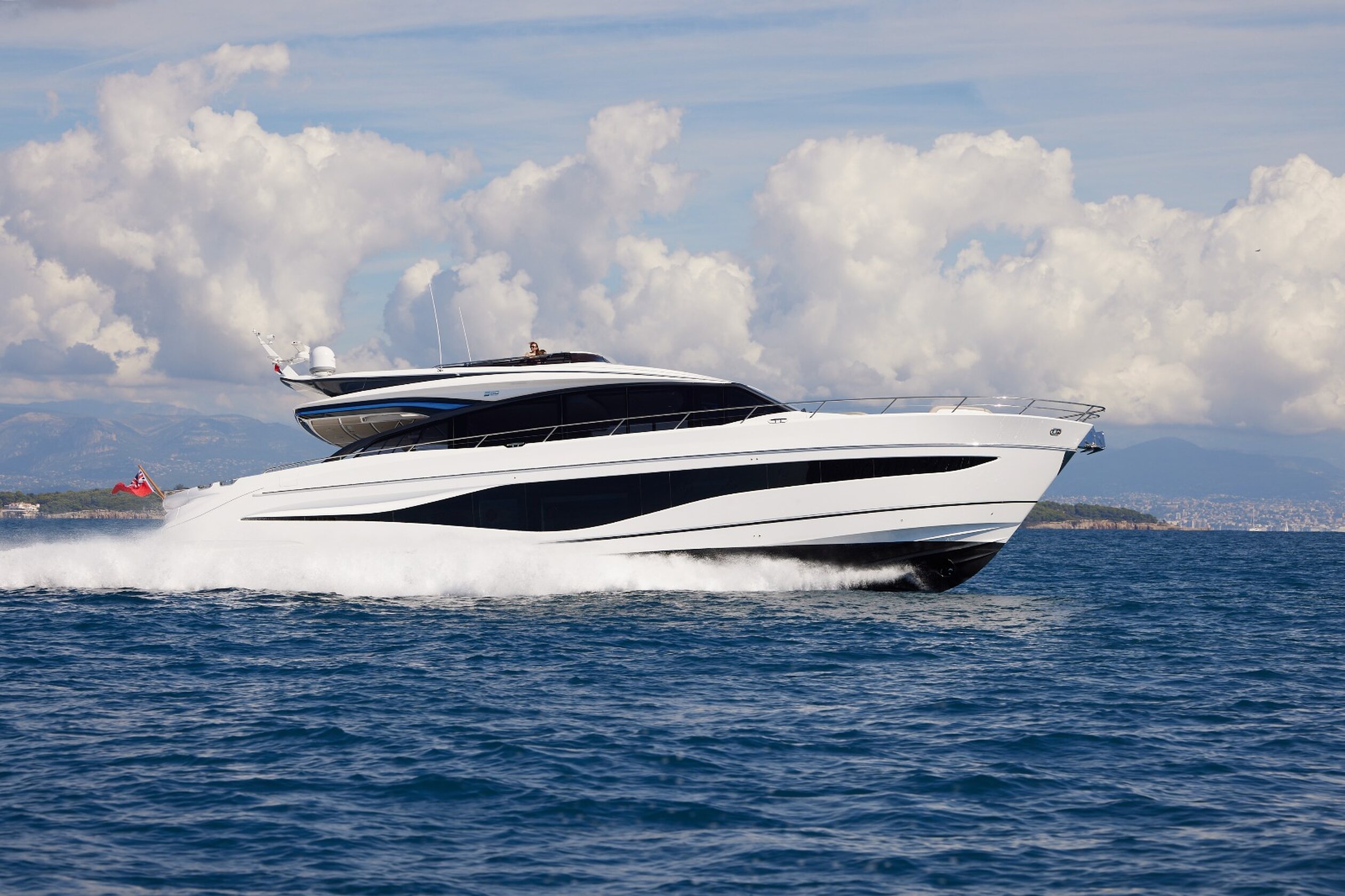 360 VR Virtual Tours of the Princess S80