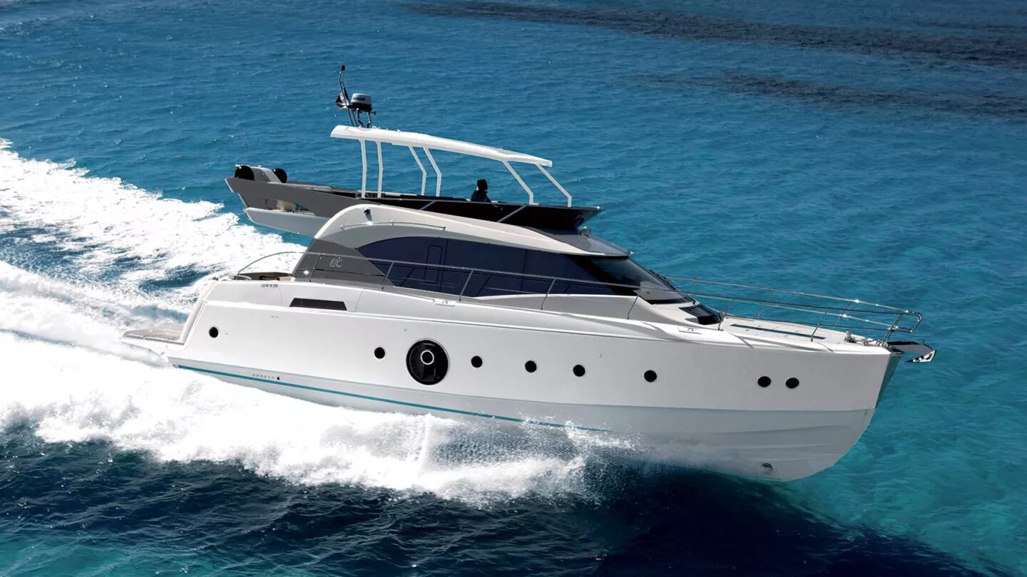 360 VR Virtual Tours of the Beneteau Monte Carlo 6