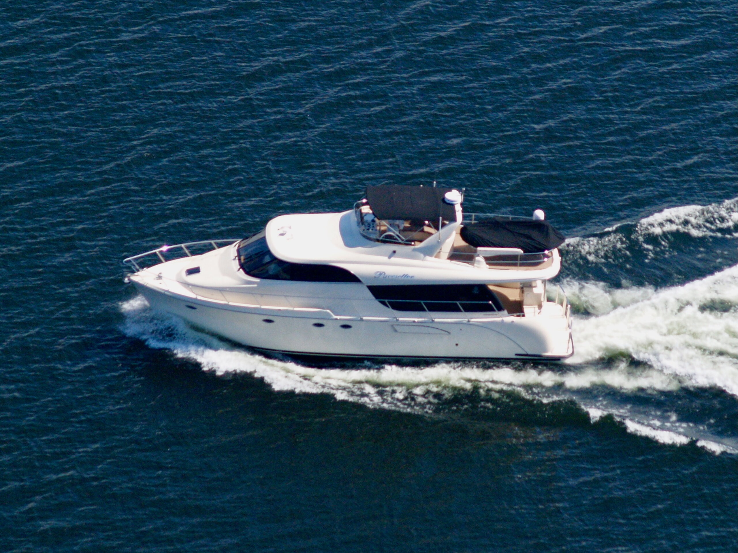 360 VR Virtual Tours of the 2008 Bracewell Pacesetter 540 Pilothouse Motoryacht